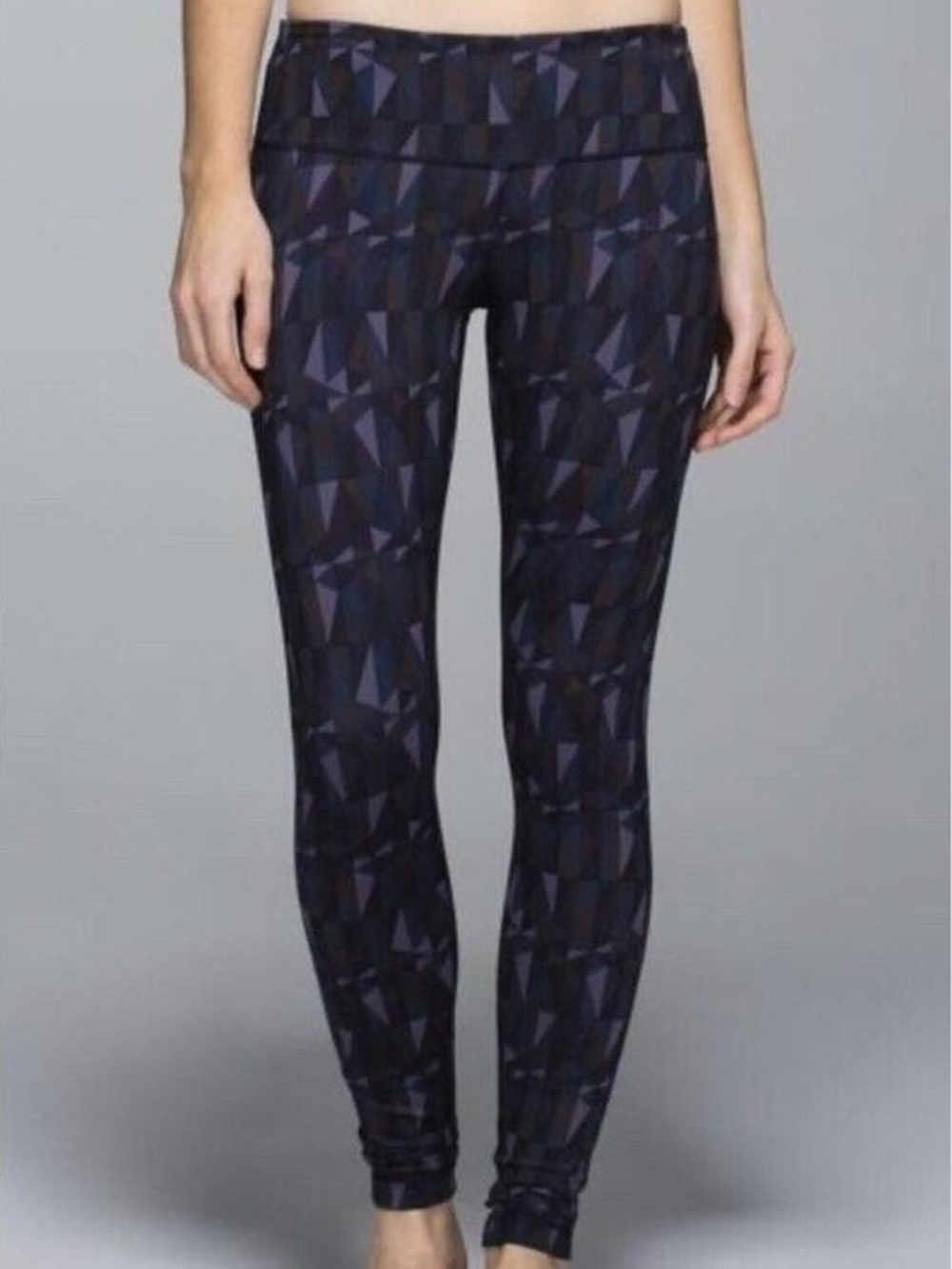 lululemon athletica Black & Purple Geometric Print Leggings